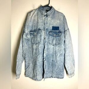 Vintage Men’s Light Denim Button down Shirt Size M Long Sleeve Made in Germany